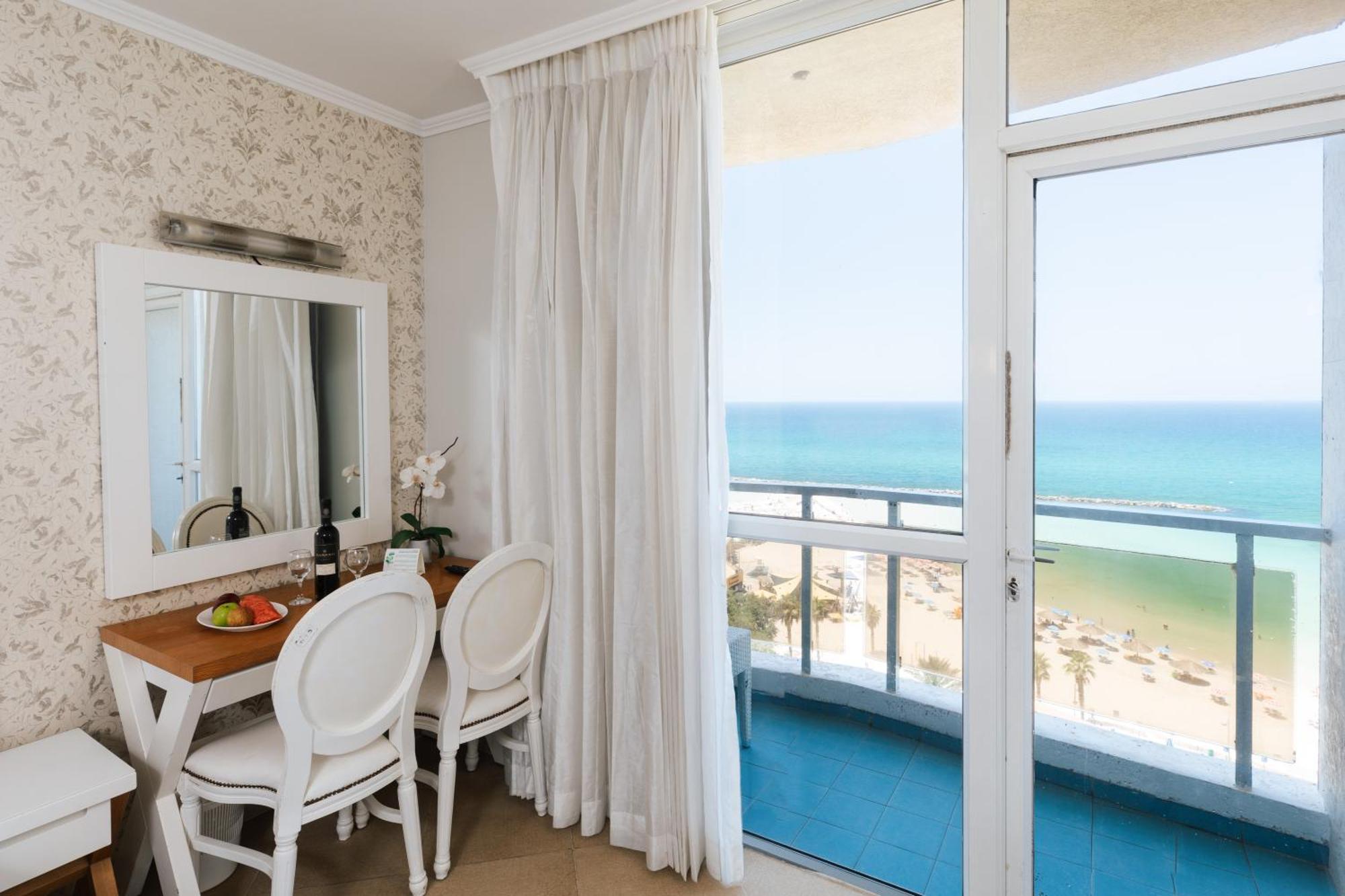 Residence Hotel Netanya Exteriör bild